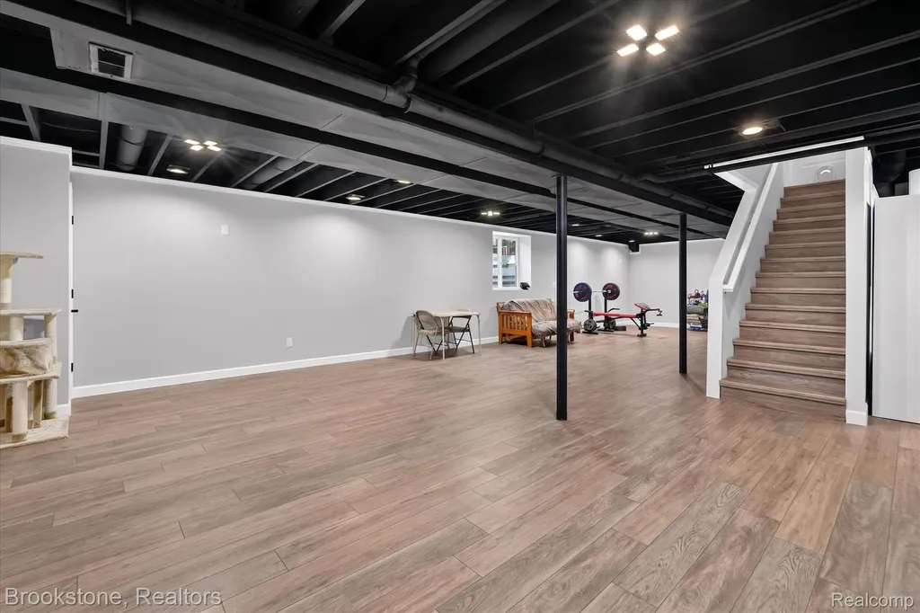 9830 Loretta Lane Green Oak Township MI 48178