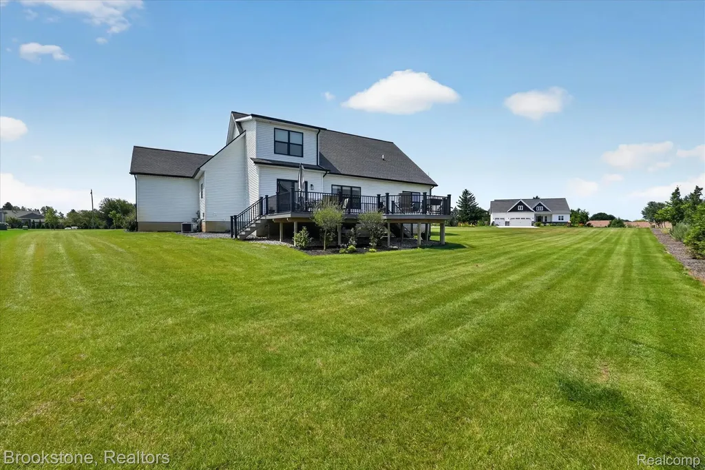 9830 Loretta Lane Green Oak Township MI 48178