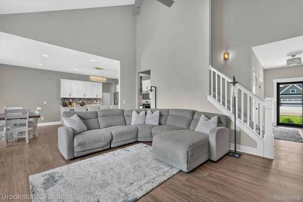 9830 Loretta Lane Green Oak Township MI 48178