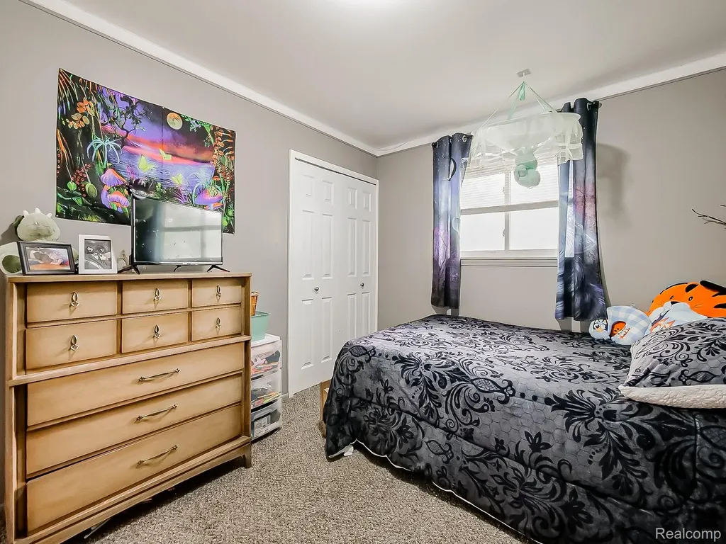 35725 Griswald Street Clinton Charter Township MI 48035