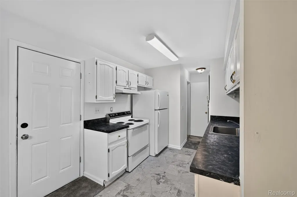 8324 N Genesee Road Genesee Charter Township MI 48458