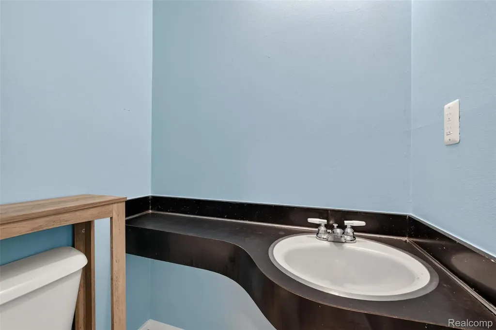 8324 N Genesee Road Genesee Charter Township MI 48458