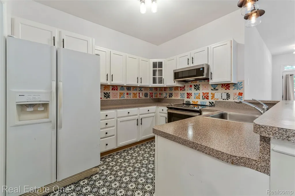 256 Constitution Street Canton Charter Township MI 48188