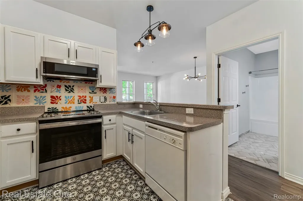 256 Constitution Street Canton Charter Township MI 48188