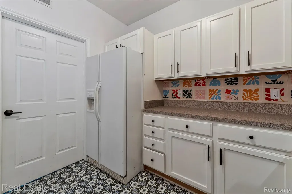 256 Constitution Street Canton Charter Township MI 48188