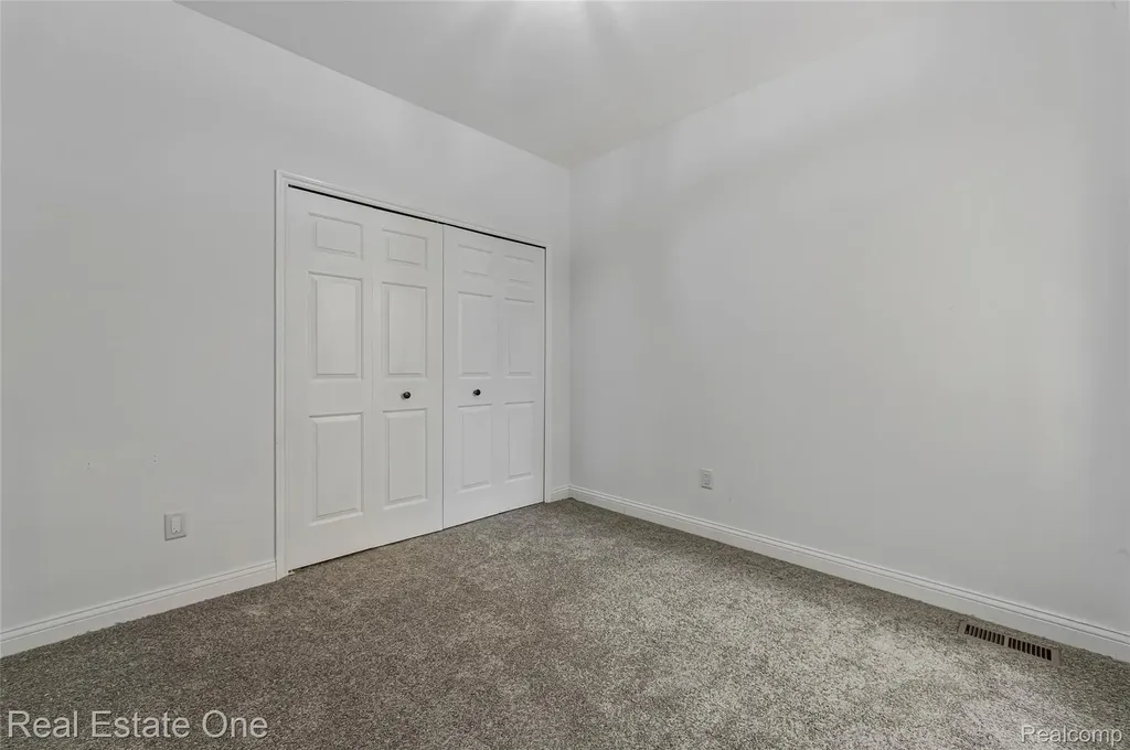 256 Constitution Street Canton Charter Township MI 48188