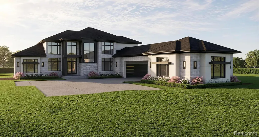 5310 Longmeadow Road Bloomfield Charter Township MI 48304