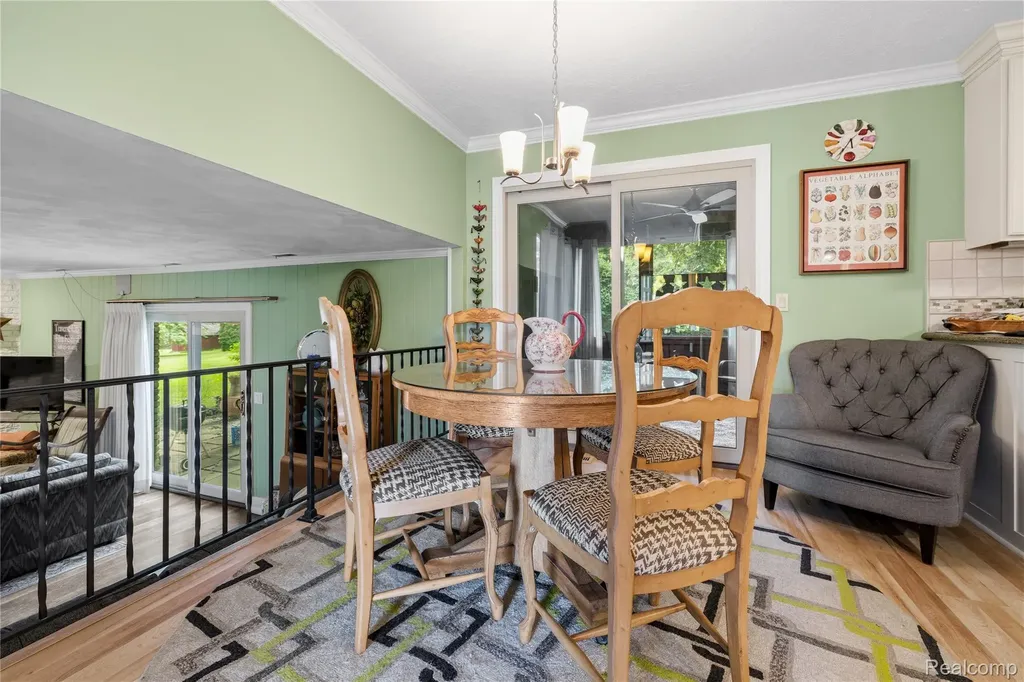 6180 Meyer Avenue Green Oak Township MI 48116
