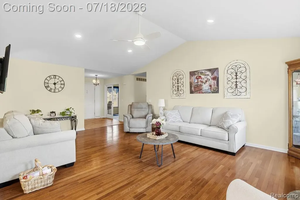 1529 Baypointe Circle Mundy Township MI 48439