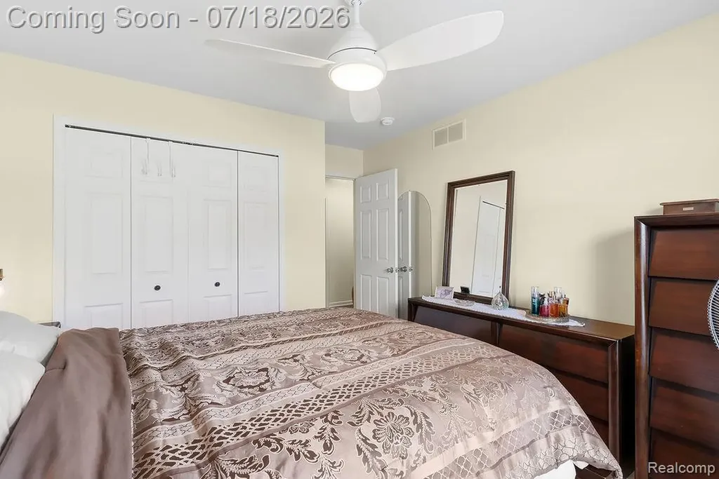 1529 Baypointe Circle Mundy Township MI 48439