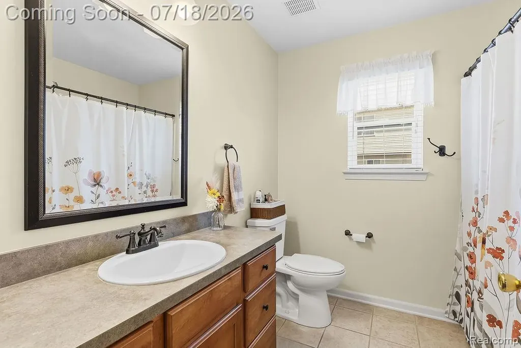 1529 Baypointe Circle Mundy Township MI 48439