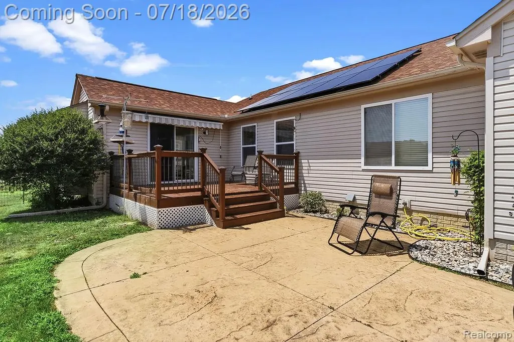 1529 Baypointe Circle Mundy Township MI 48439
