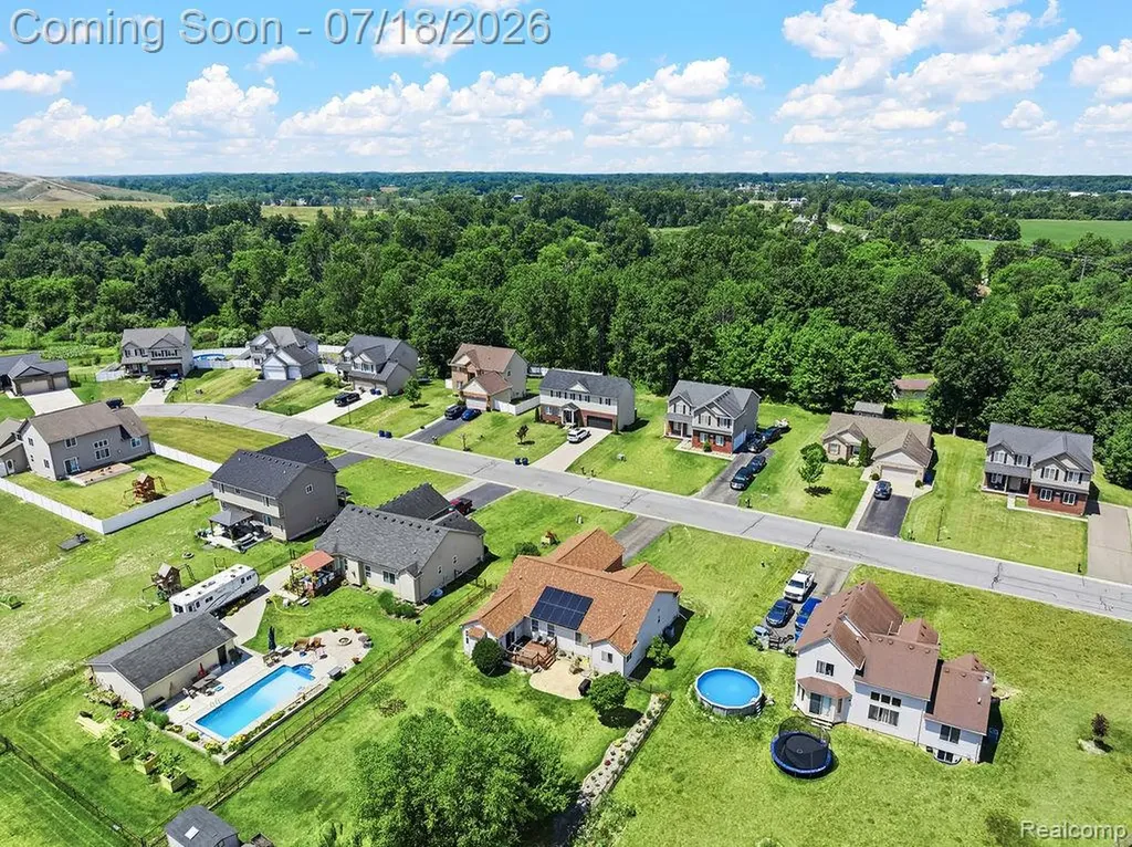 1529 Baypointe Circle Mundy Township MI 48439