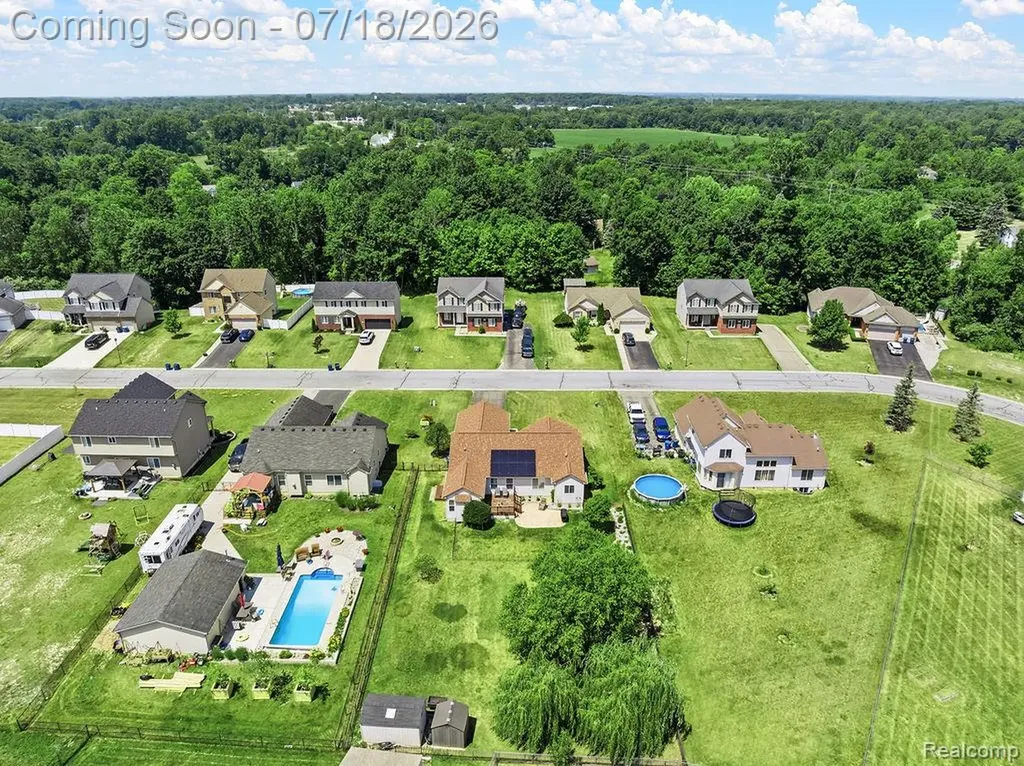 1529 Baypointe Circle Mundy Township MI 48439