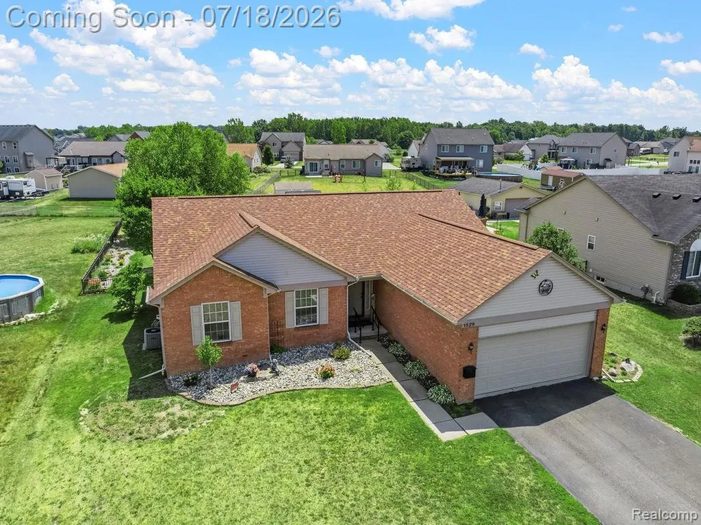 1529 Baypointe Circle Mundy Township MI 48439