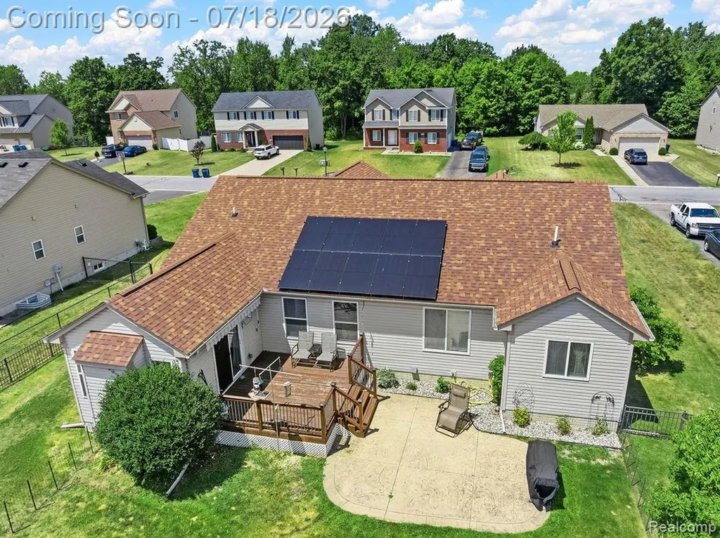 1529 Baypointe Circle Mundy Township MI 48439