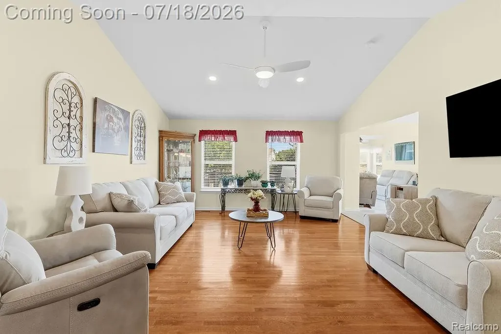 1529 Baypointe Circle Mundy Township MI 48439