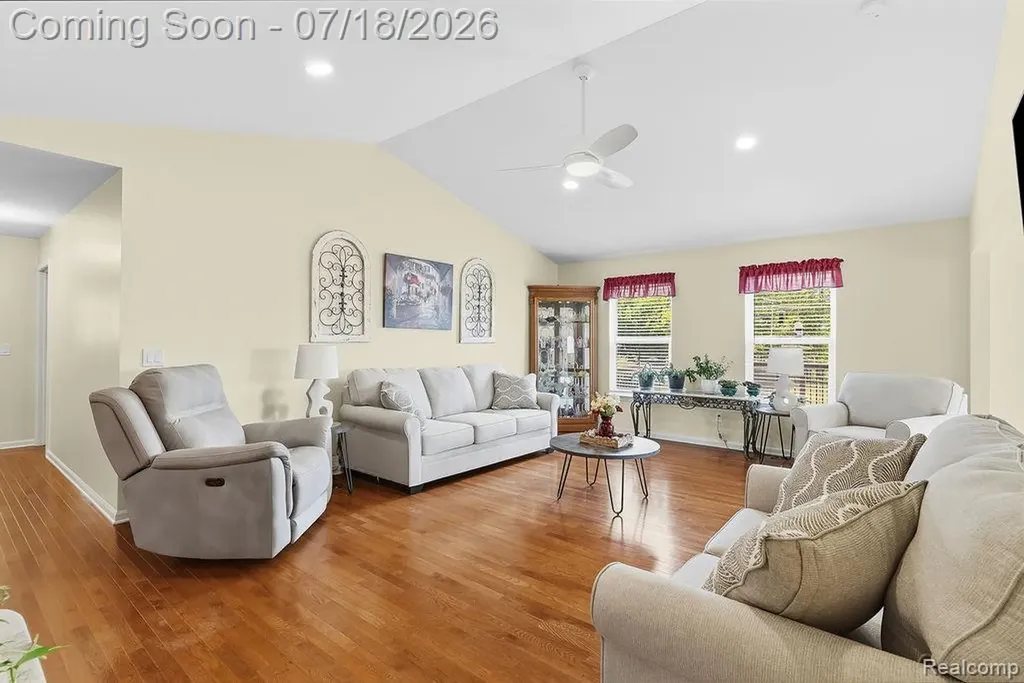 1529 Baypointe Circle Mundy Township MI 48439