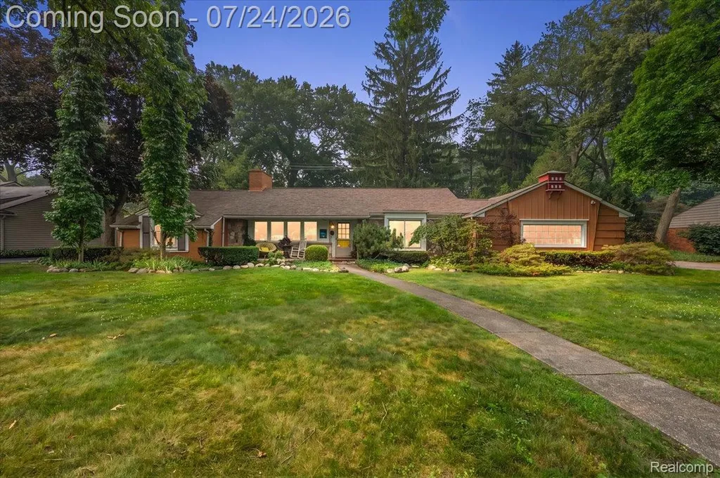 4170 Sandy Lane Bloomfield Hills City MI 48301