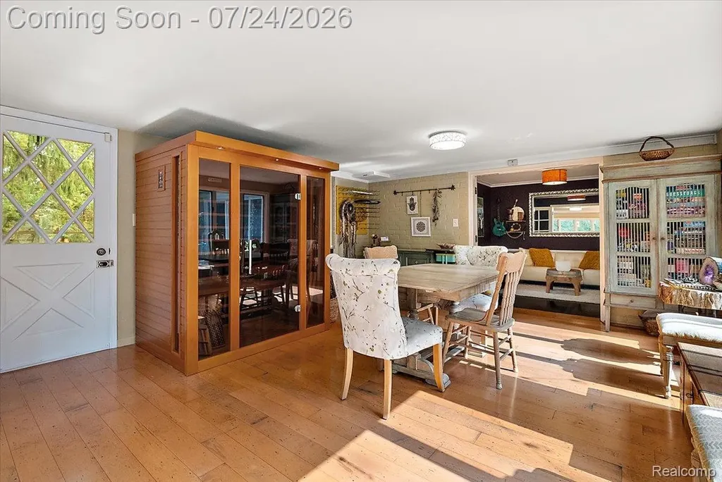 4170 Sandy Lane Bloomfield Hills City MI 48301
