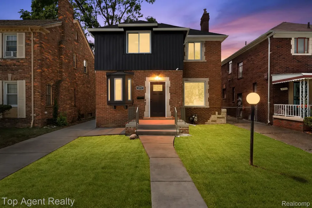 18947 Cherrylawn Street Detroit City MI 48221