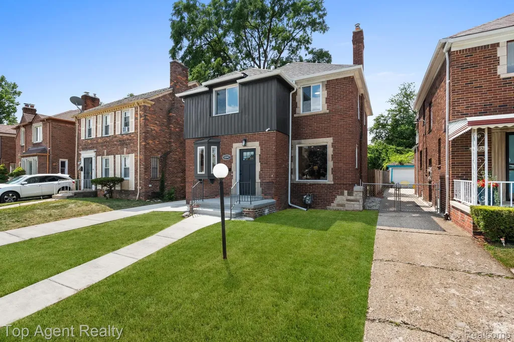 18947 Cherrylawn Street Detroit City MI 48221