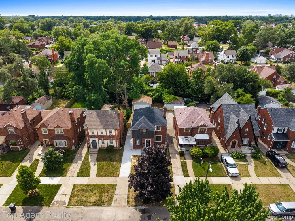 18947 Cherrylawn Street Detroit City MI 48221