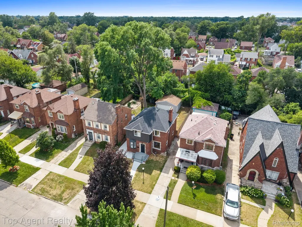 18947 Cherrylawn Street Detroit City MI 48221