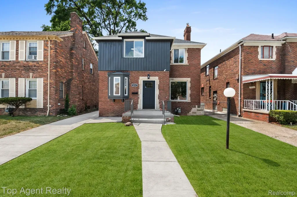 18947 Cherrylawn Street Detroit City MI 48221