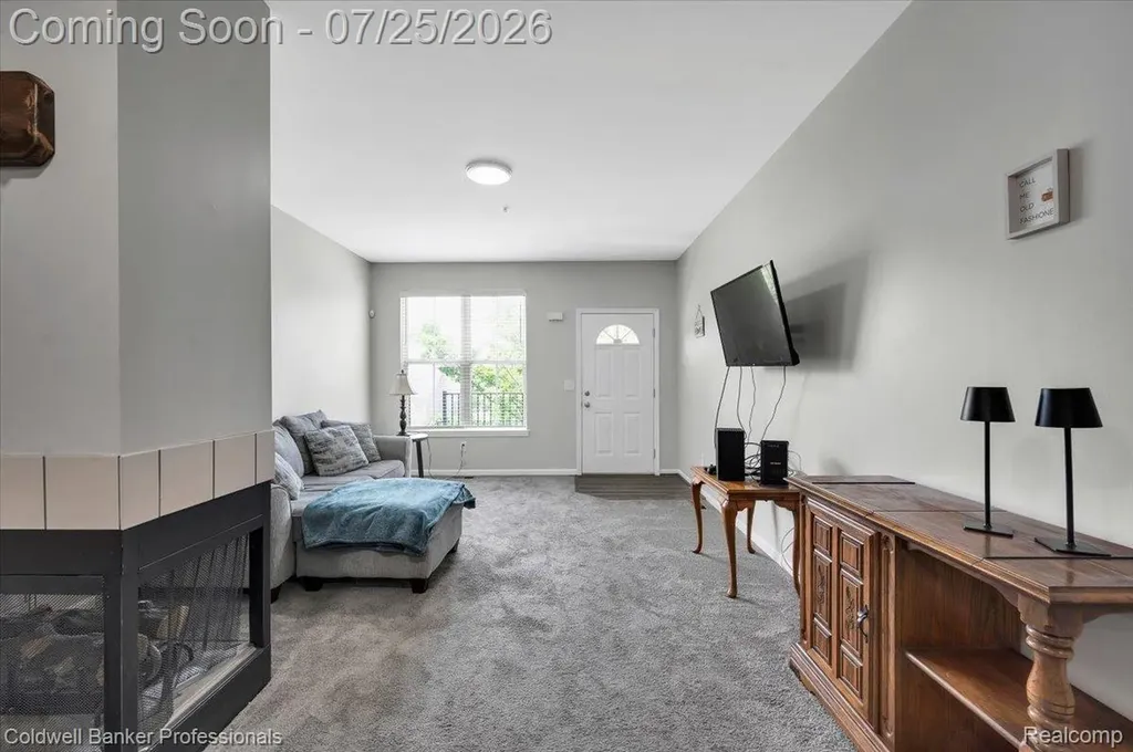 1385 Parkcrest Drive Waterford Charter Township MI 48327