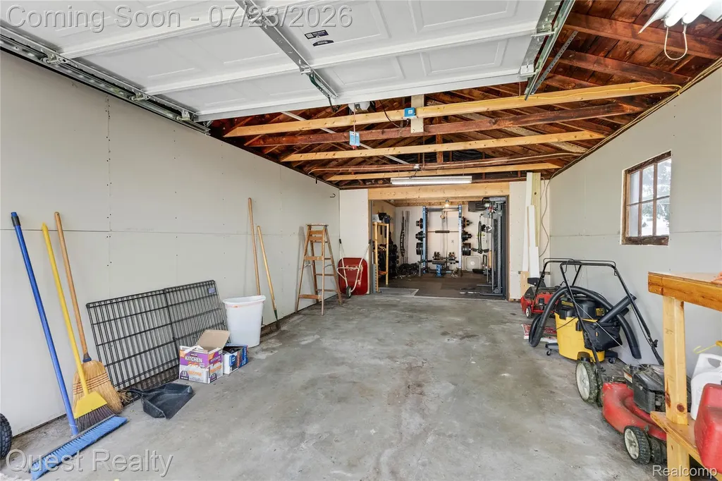 703 Florence Avenue Royal Oak City MI 48067