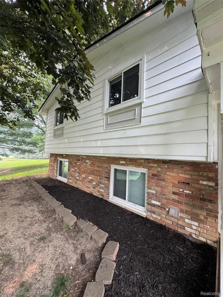 12335 Erika Street Hartland Township MI 48353