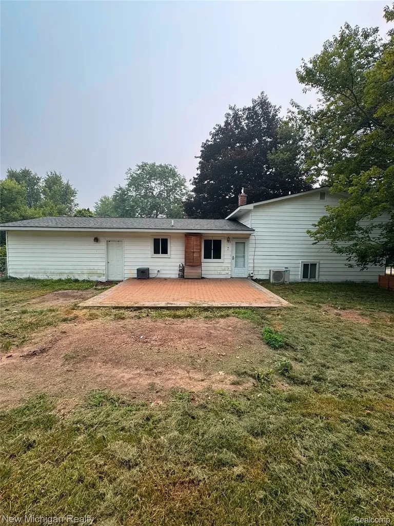 12335 Erika Street Hartland Township MI 48353