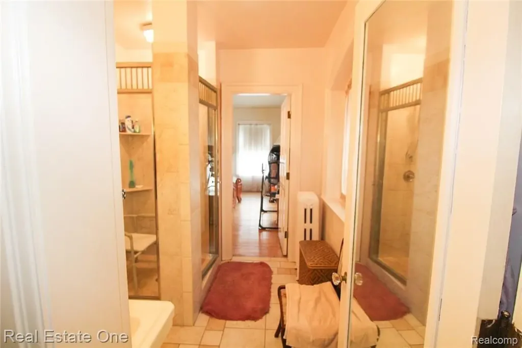 90 Edison Street Detroit City MI 48202