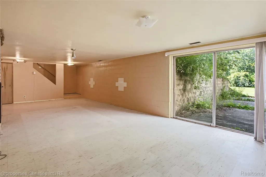 594 Provincetown Road Auburn Hills City MI 48326
