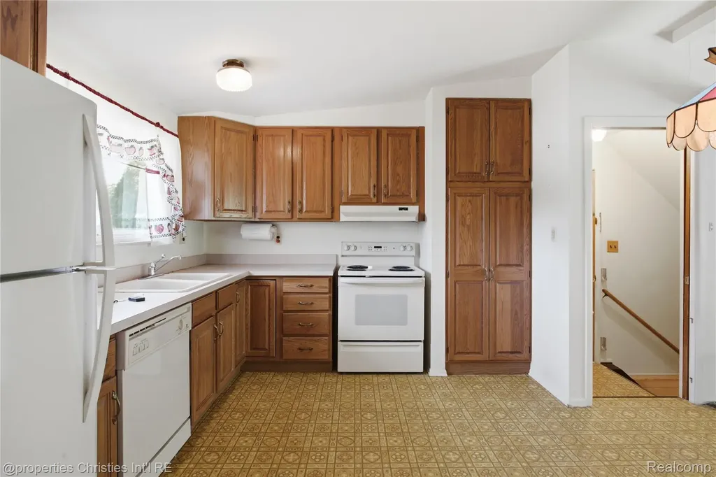594 Provincetown Road Auburn Hills City MI 48326