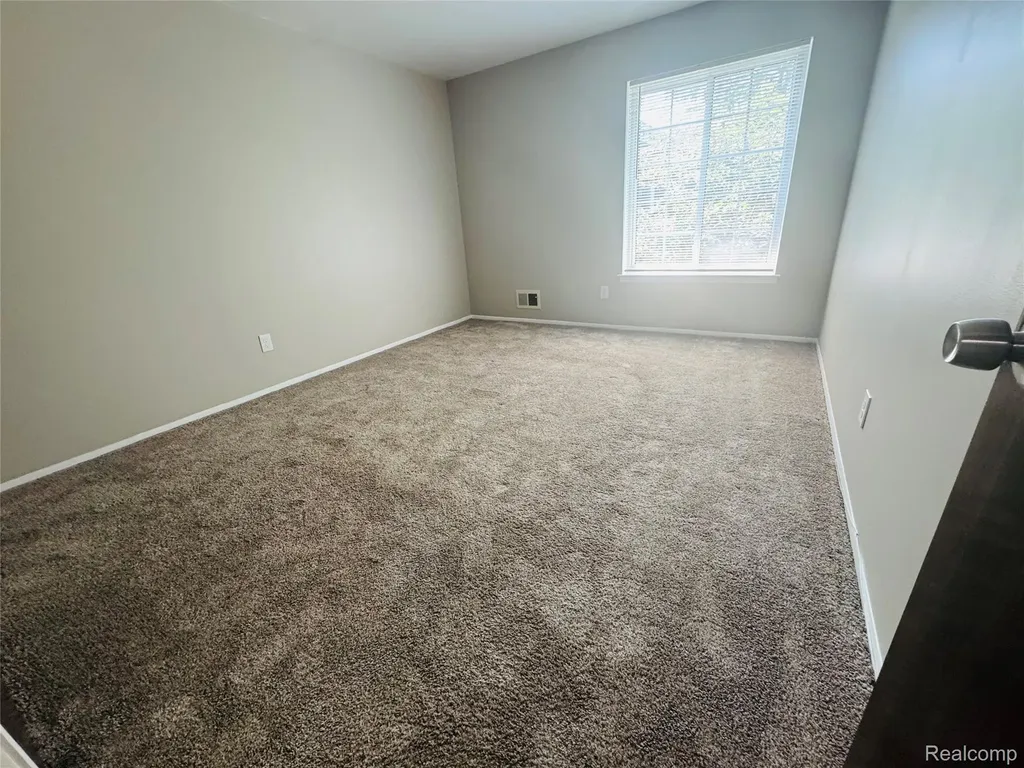 12050 15 Mile Road Sterling Heights City MI 48312