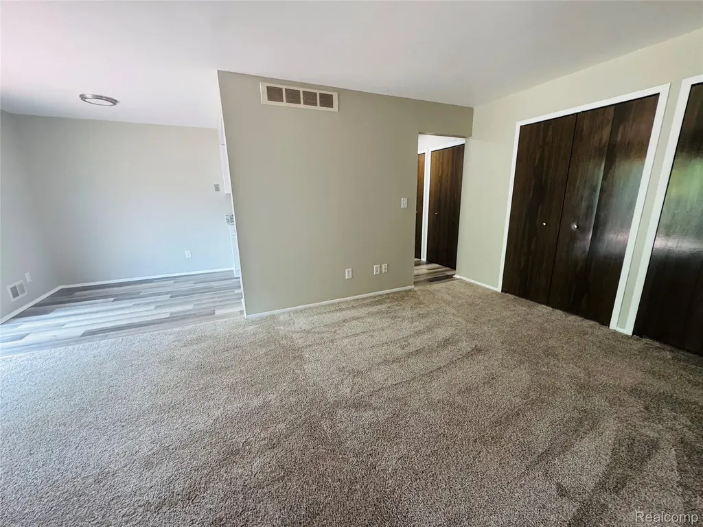 12050 15 Mile Road Sterling Heights City MI 48312