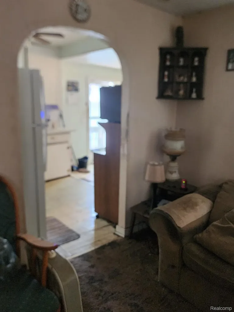 5736 Graves Street Waterford Charter Township MI 48327