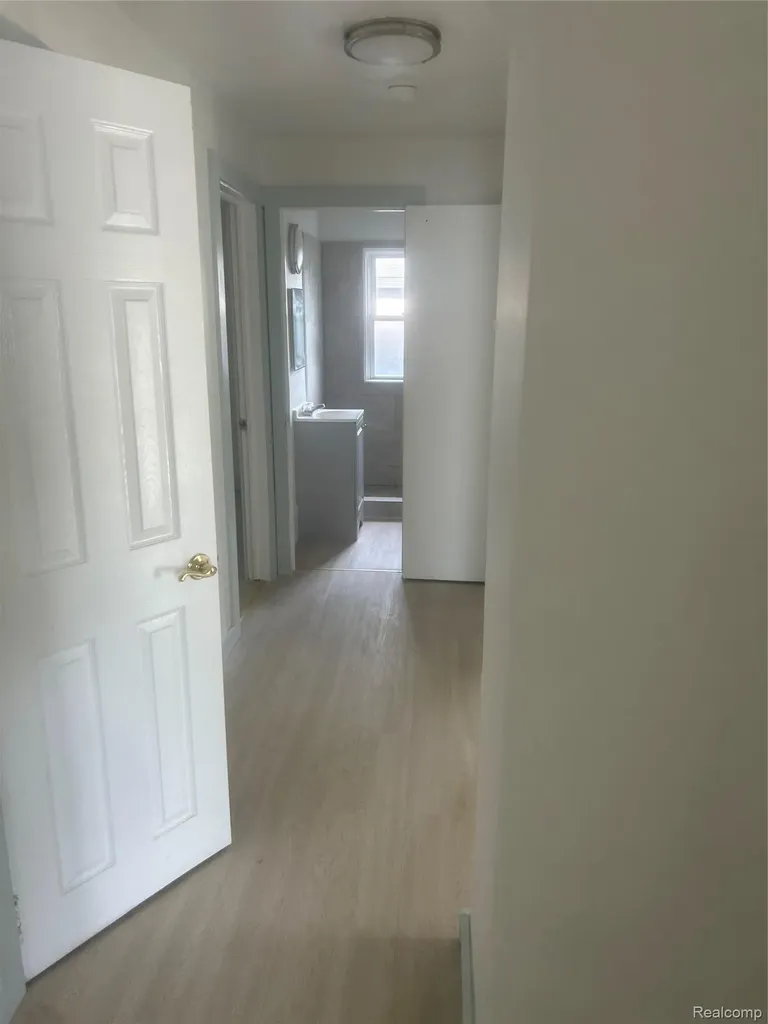 552 N Harris Road Ypsilanti City MI 48198
