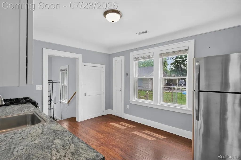 22323 Ridgeway Street St. Clair Shores City MI 48080