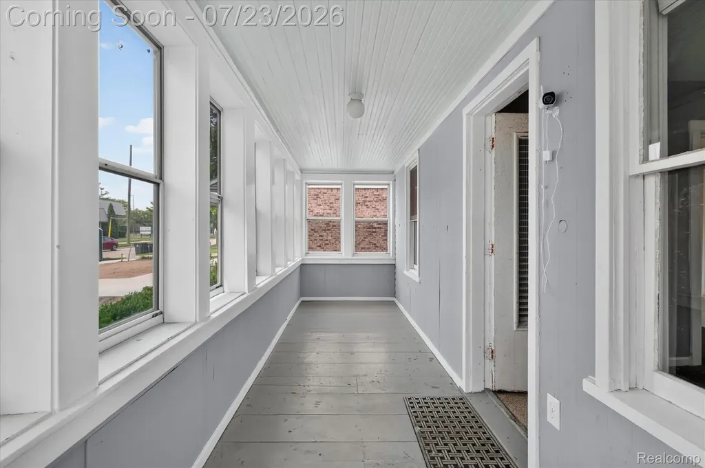 22323 Ridgeway Street St. Clair Shores City MI 48080