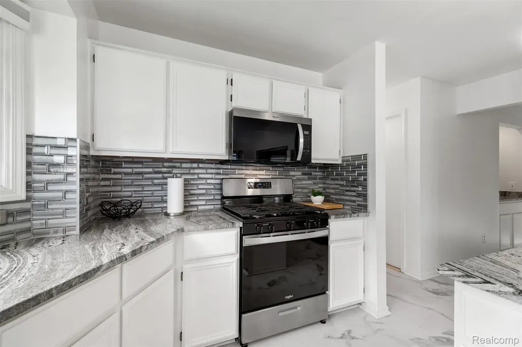 48842 Penrose Lane Macomb Township MI 48044