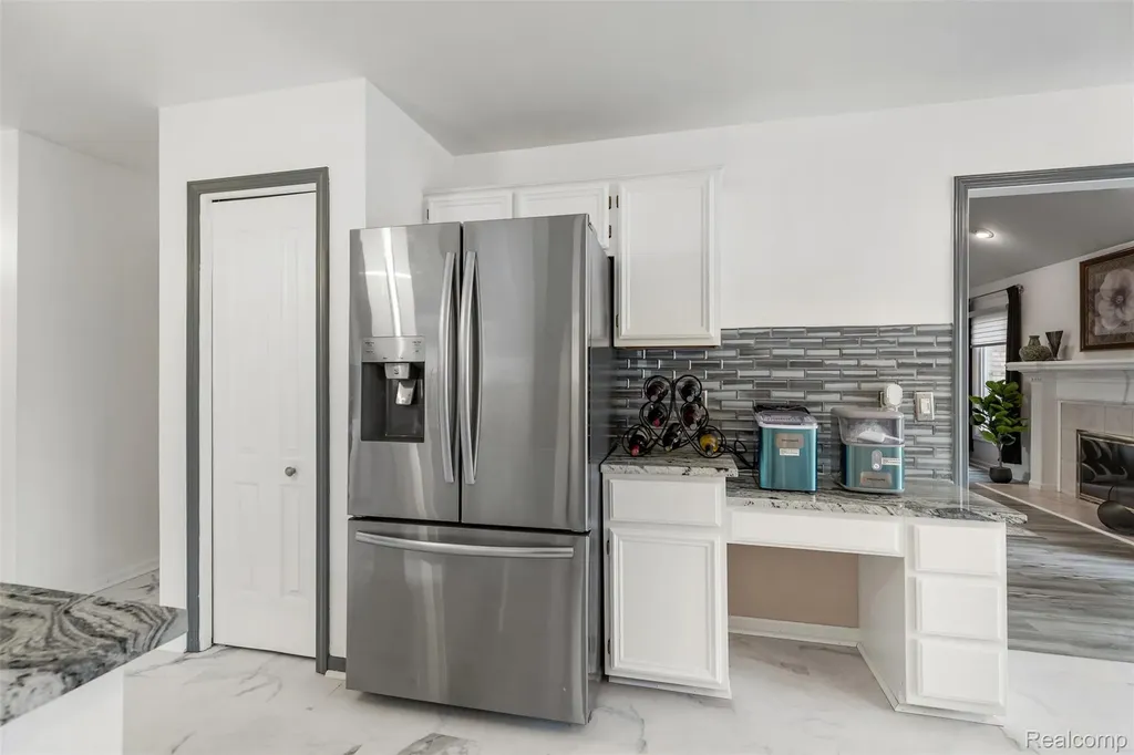 48842 Penrose Lane Macomb Township MI 48044