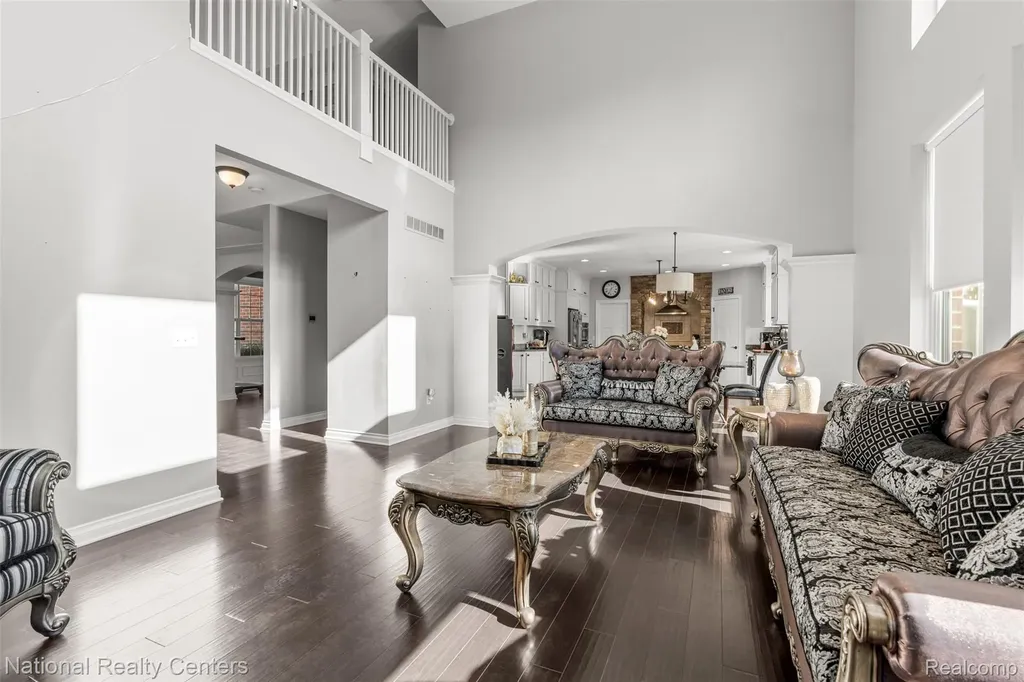 17632 Goldeneye Drive Clinton Charter Township MI 48038