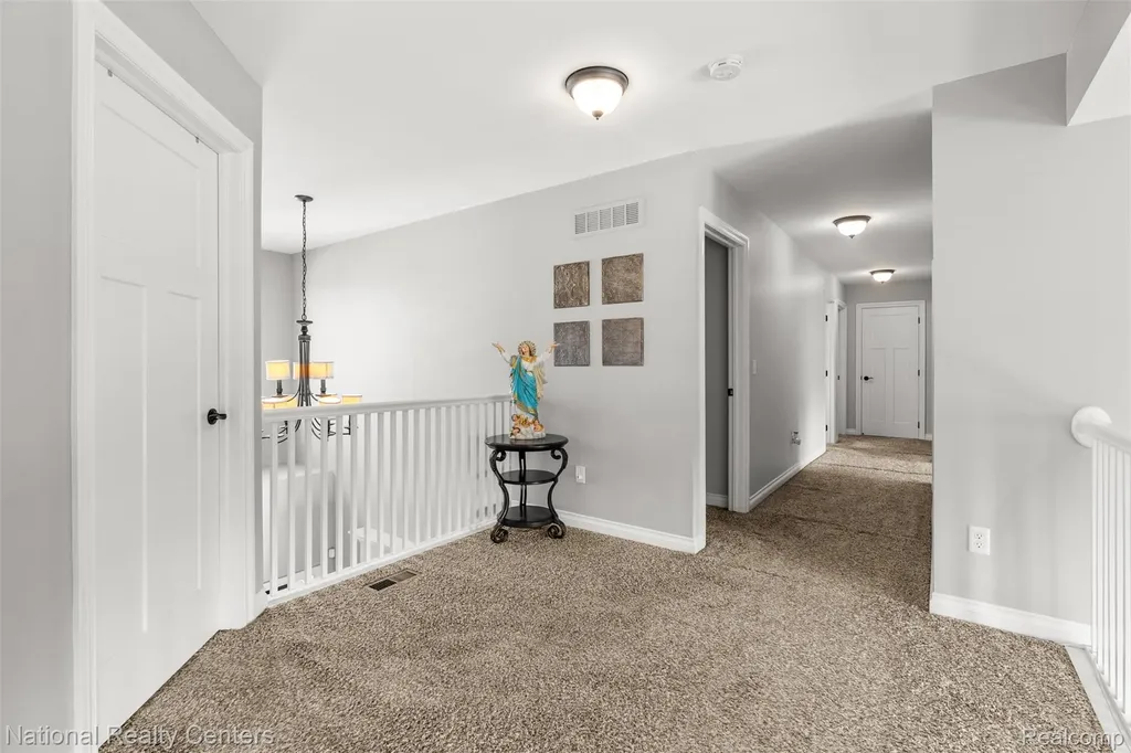 17632 Goldeneye Drive Clinton Charter Township MI 48038