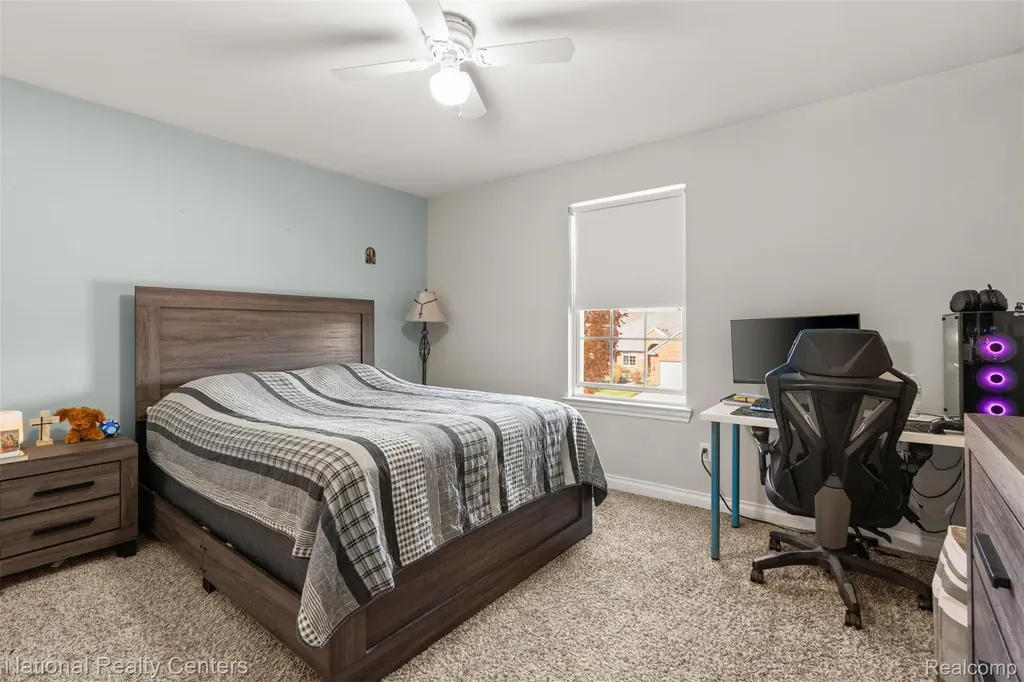 17632 Goldeneye Drive Clinton Charter Township MI 48038