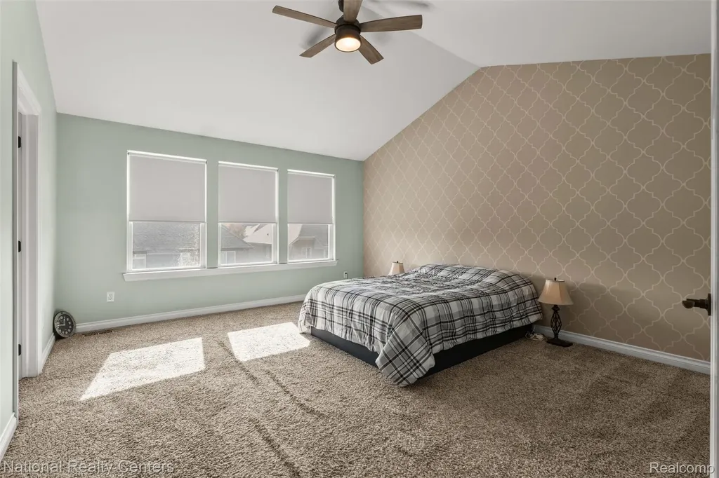 17632 Goldeneye Drive Clinton Charter Township MI 48038