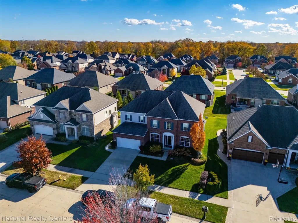 17632 Goldeneye Drive Clinton Charter Township MI 48038