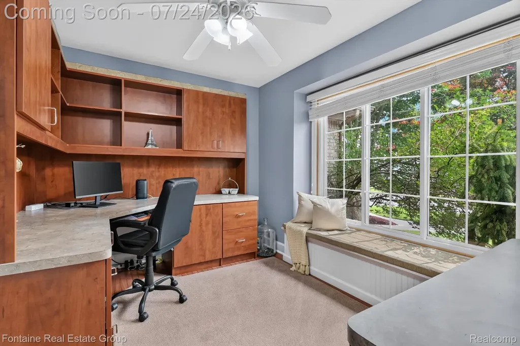 37116 Aspen Drive Farmington Hills City MI 48335